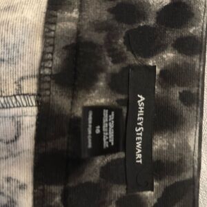 Ashley Stewart Black and Gray Patterned skirt